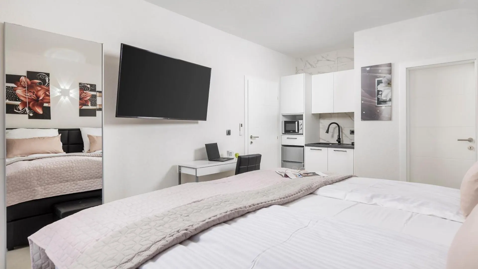 Adults Only Guesthouse Villa Samantha By Irundo Rovinj Hırvatistan